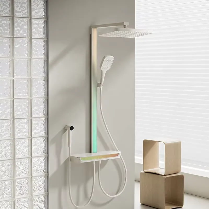 Brass Digital Waterfall Shower - đánh giá và giá Spa & Wellness Zámeček Petrovice
