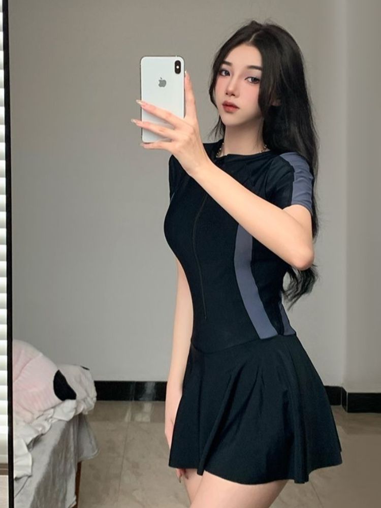 2026 New Women's Modest One Pi - đánh giá và giá Spa & Wellness Zámeček Petrovice